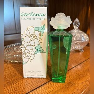 New In Box! Gardenia by Elizabeth Taylor